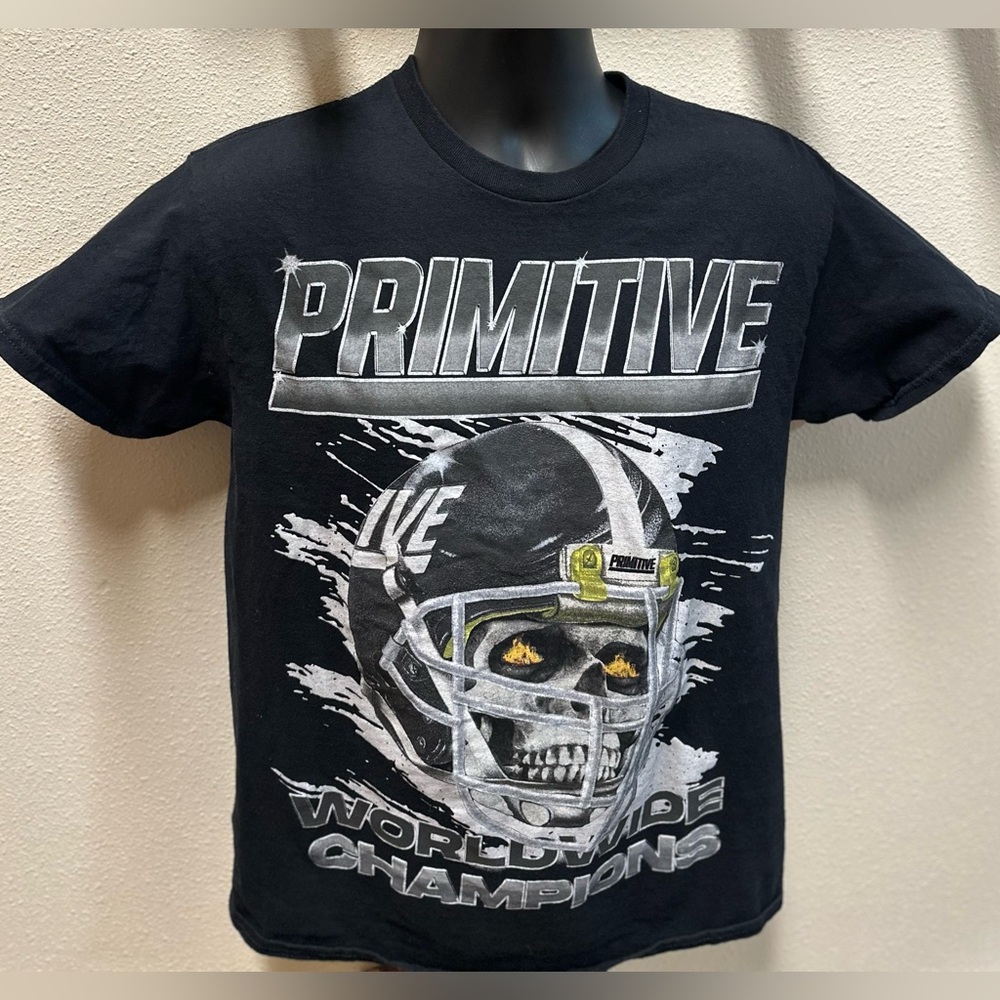 PRIMITIVE Versus Graphic Black SS T-Shirt